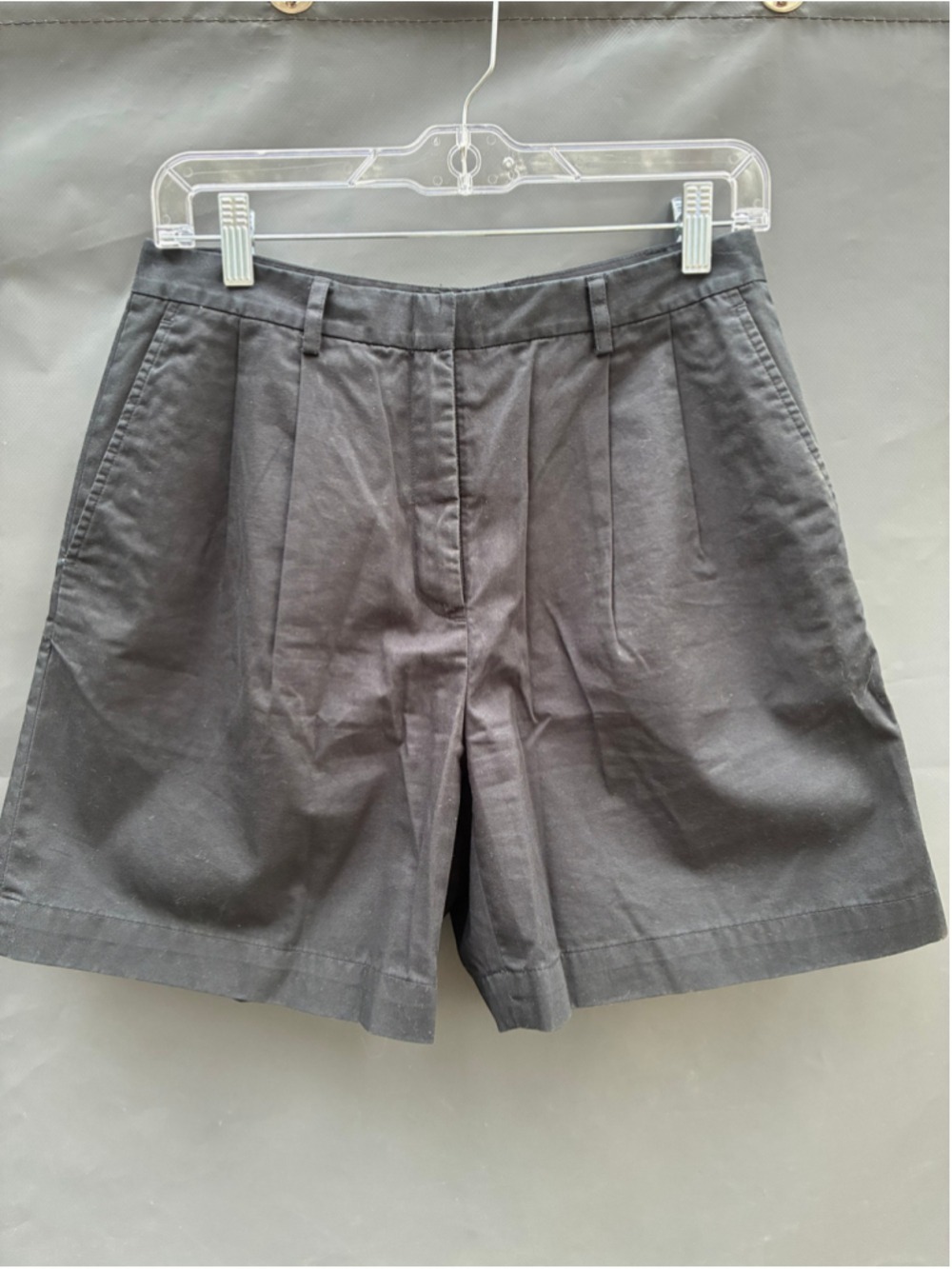 Women's Brooks Brothers pleated 346 Black Cotton Shorts Size 8
